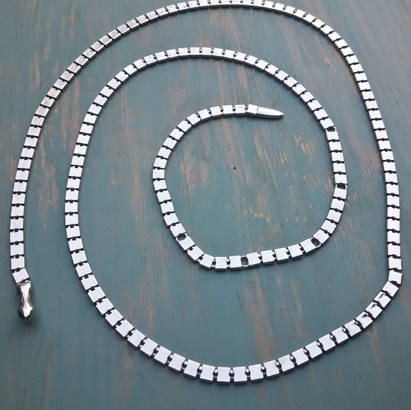 Chain Metal Belt Slinky Shiny Snaky Belt in Silvery Metal Could be Long Necklace - Picture 12 of 15